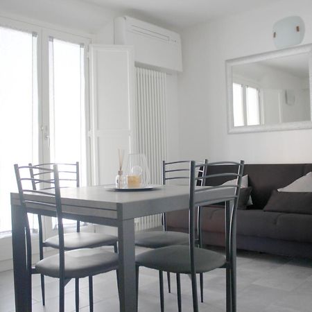볼로냐 Sky Loft Airport - Modern Apt 1St Floor 아파트 외부 사진