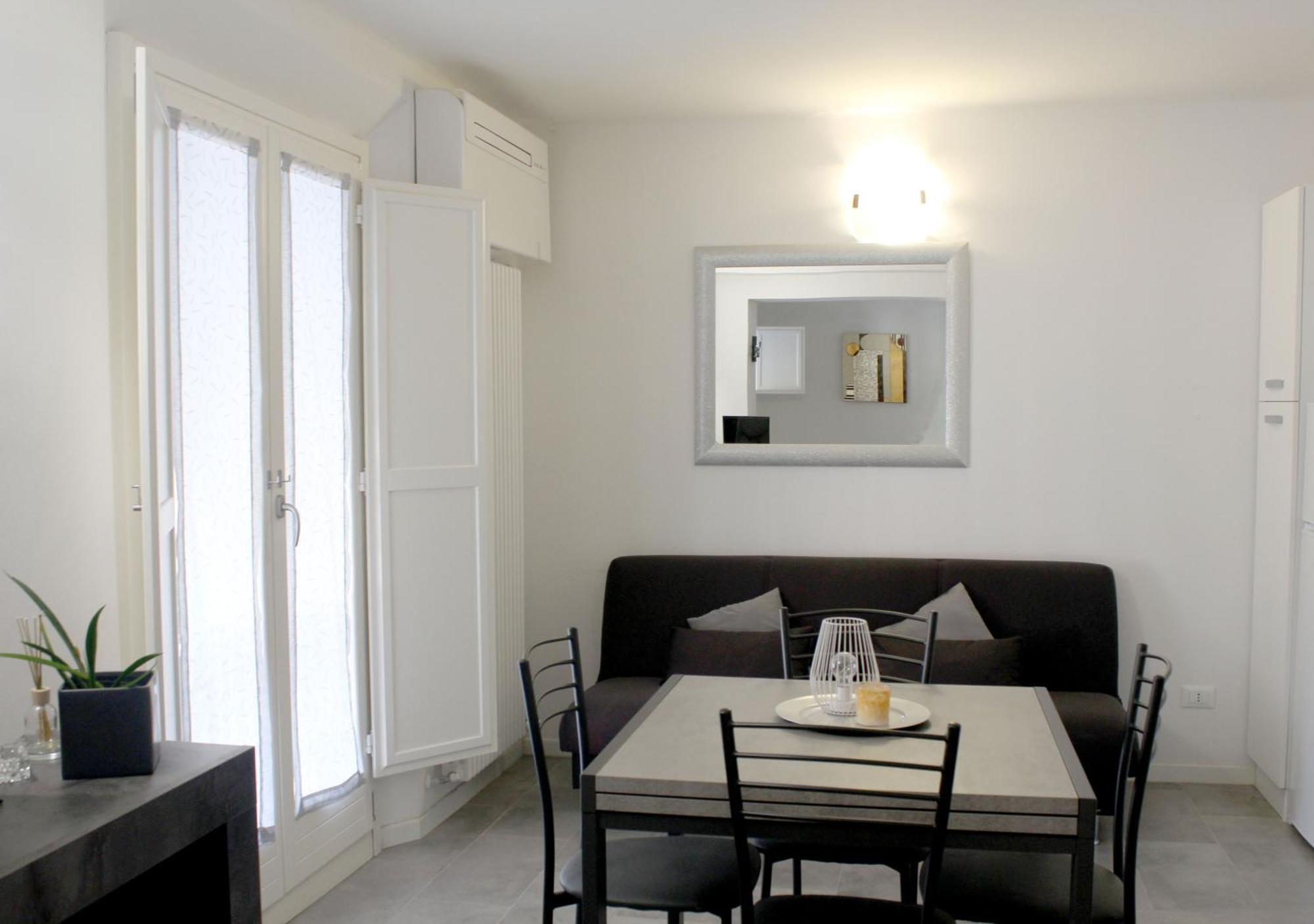 볼로냐 Sky Loft Airport - Modern Apt 1St Floor 아파트 외부 사진
