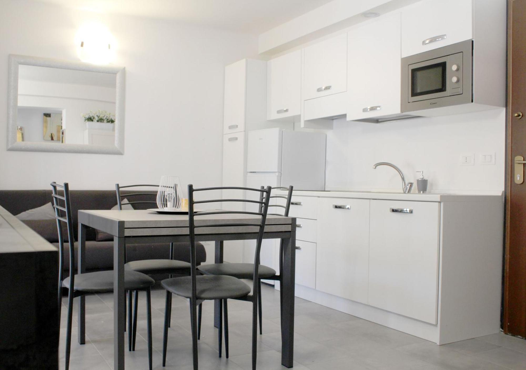 볼로냐 Sky Loft Airport - Modern Apt 1St Floor 아파트 외부 사진